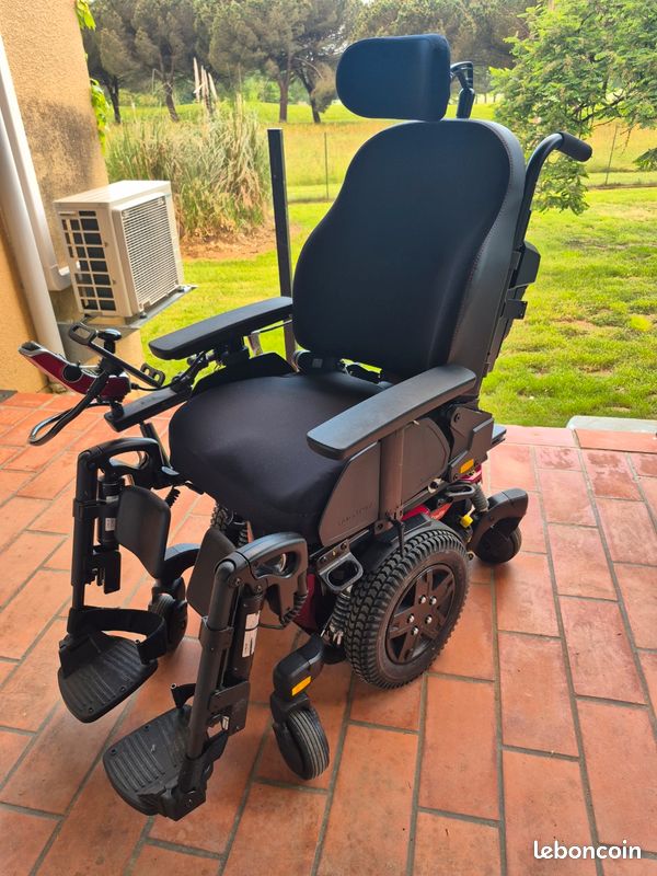 Fauteuil roulant électrique Quantum Q6 Edge 3 stretto (image 1)