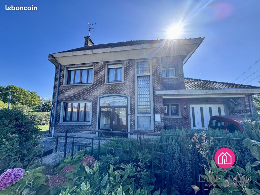 Maison 7 pièces 145 m² · à Auberchicourt · 145 m² · 200 000 €