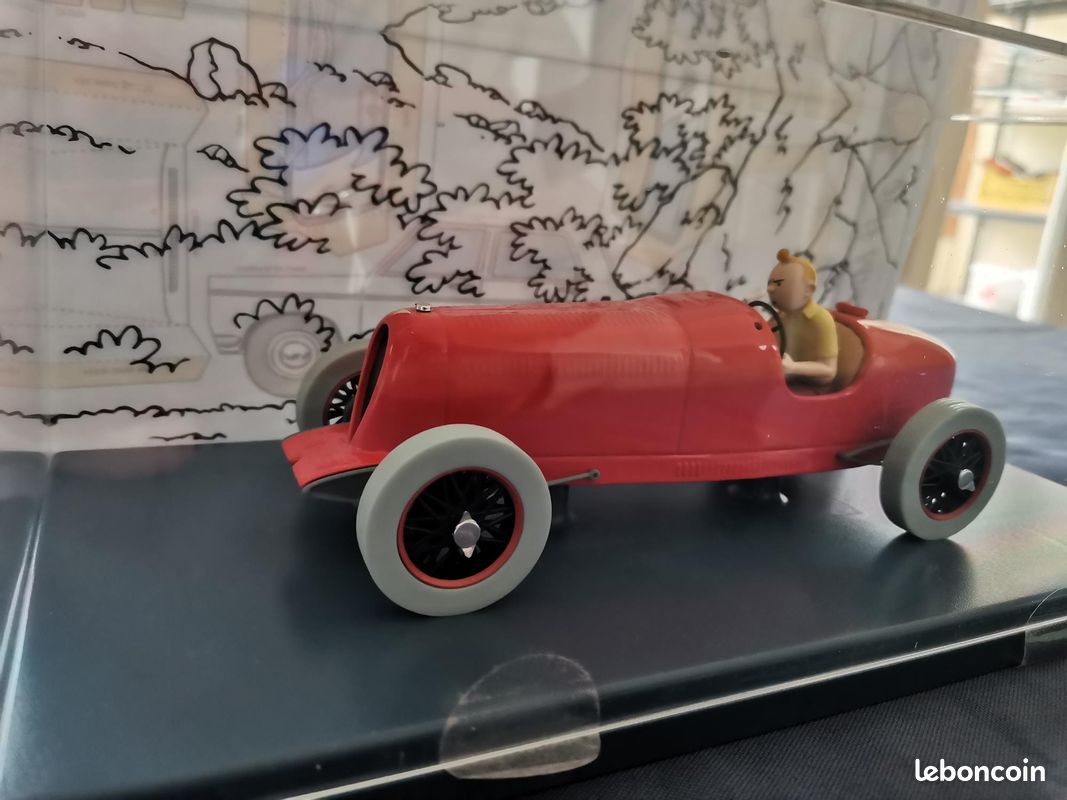 LE BOLIDE ROUGE De Tintin - Scale 1:8 - The Red Racing Car EUR 660,00