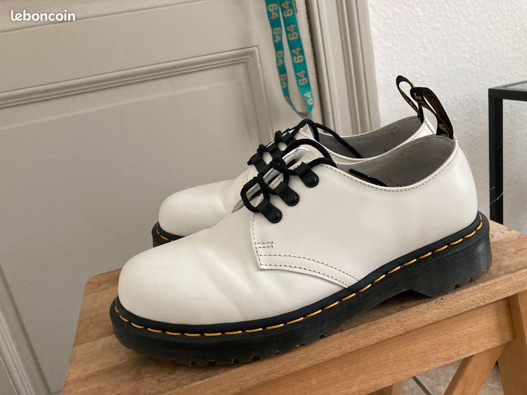 Basse Dr Martens Blanc Doc Martens Basse Blanche Chaussures