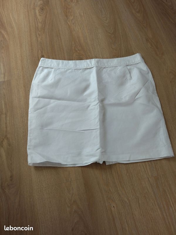 Jupe neuve doublée taille 50 (image 1)