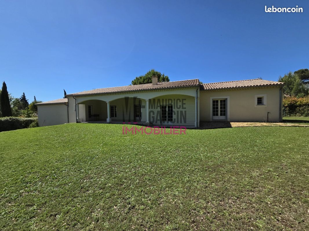 Maison 7 pièces 213 m² · à L'Isle-sur-la-Sorgue · 213 m² · 849 000 €
