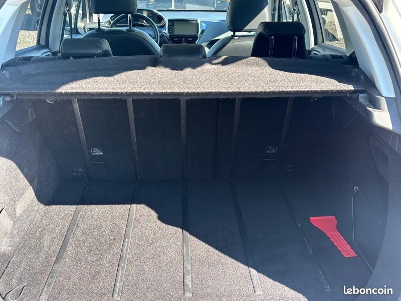 Peugeot 2008 féline 1.6 hdi 115CH diesel (image 4)