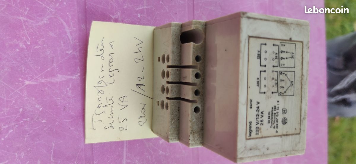 Transformateur de sécurité Legrand 25VA (image 3)