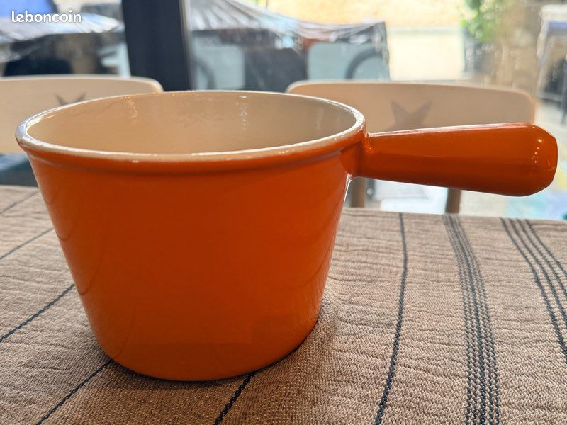 Le Creuset - Ensemble de casseroles (7) - Fonte émaillée - Modèle Flamme - Caquelon + fourchettes