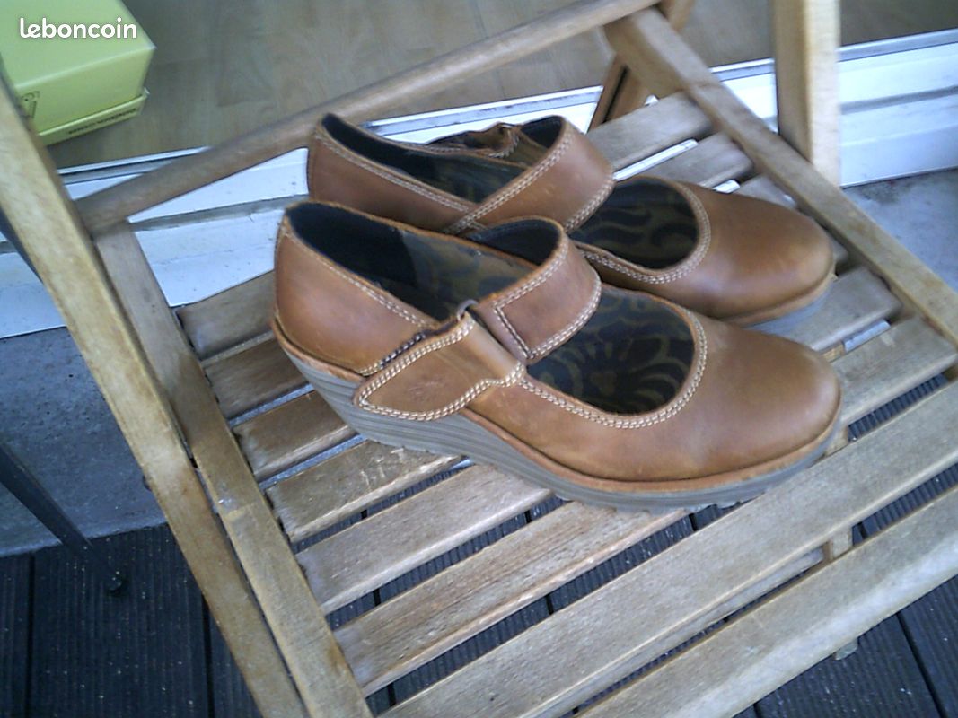 Chaussures en cuir fly london modéle Yag (image 19)