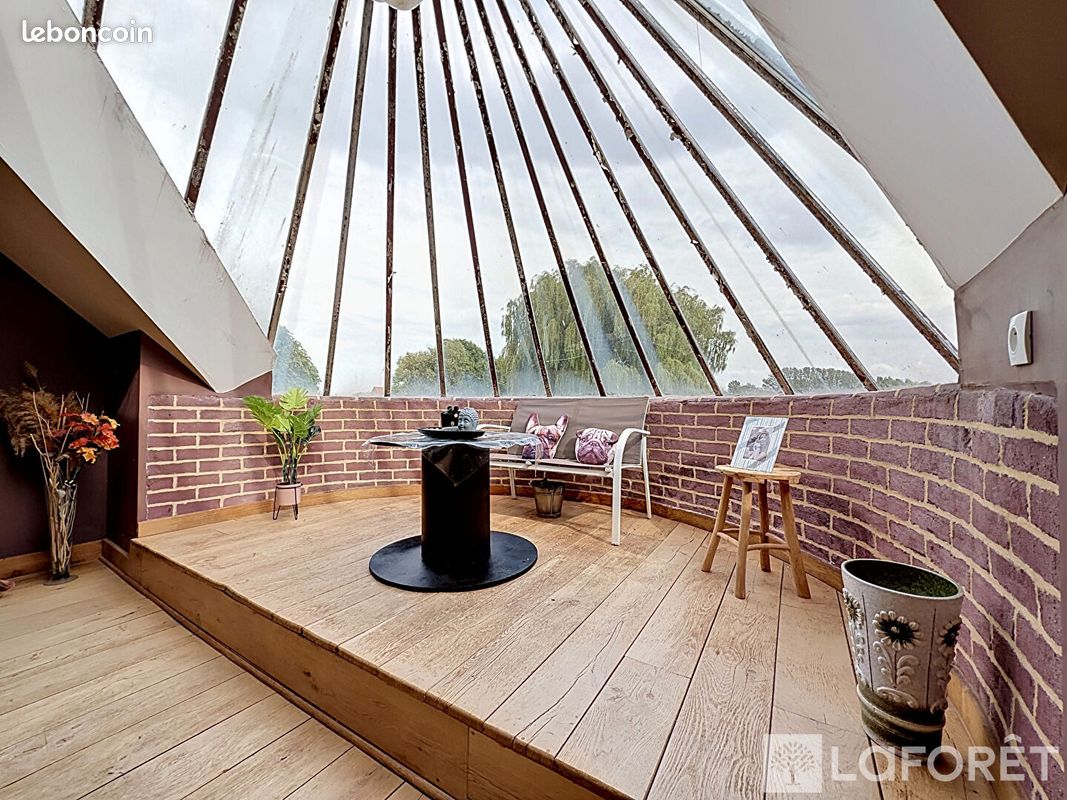Propriété 7 pièces 398 m² (image 2)