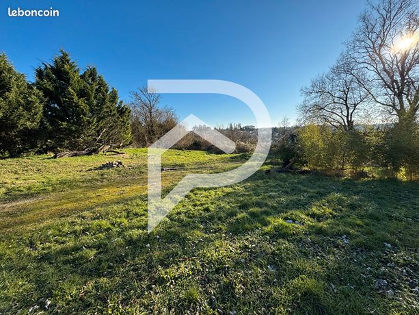 Terrain 900 m² SMARVES