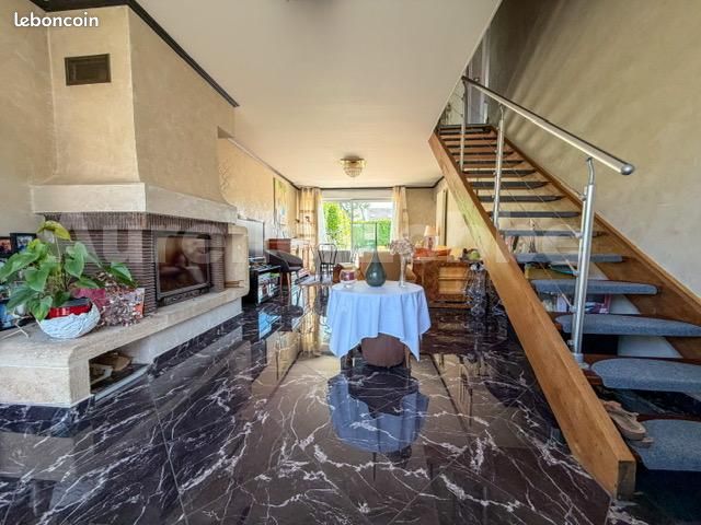Maison 6 pièces 110 m² · à Claye-Souilly · 110 m² · 362 000 €