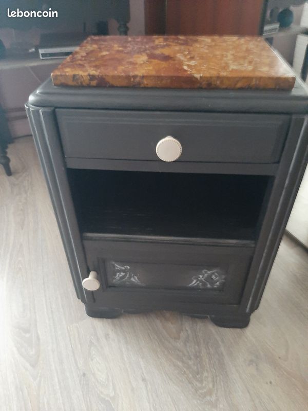 Table de chevet (image 1)