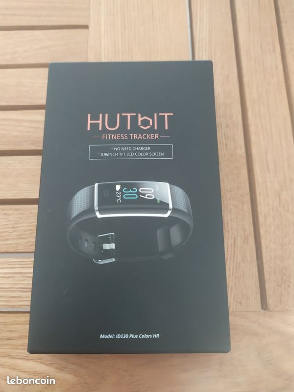 Hutbit fitness tracker (image 1)