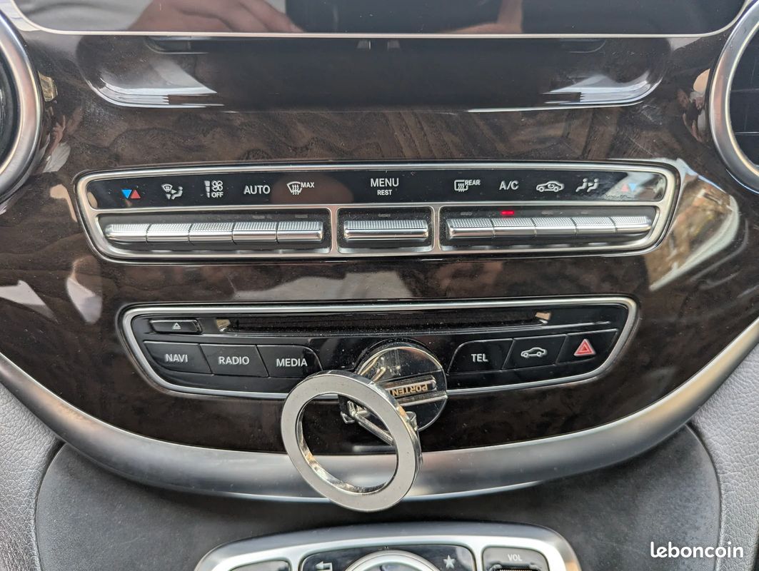 Mercedes-Benz CLASSE V 220 d Extra Long (447.815) 2EME MAIN/CAR PLAY/ PORTE ELEC (image 29)