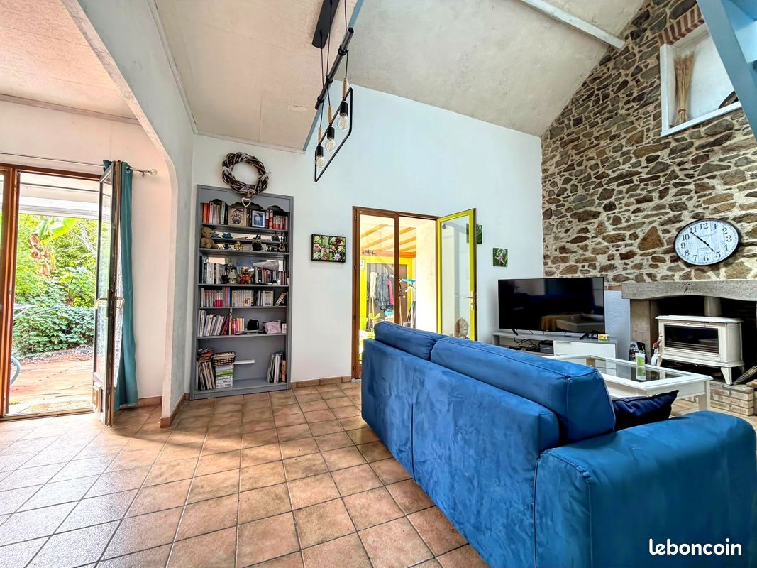 Maison 7 pièces 160 m² · à La Montagne · 160 m² · 250 000 €