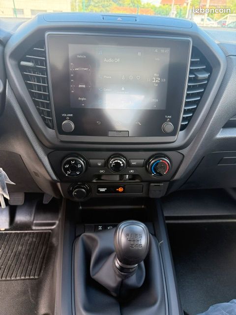 ISUZU D-MAX SPACE B-STRONG 2.2L 4X4 Disponible 31490 H.T (image 7)
