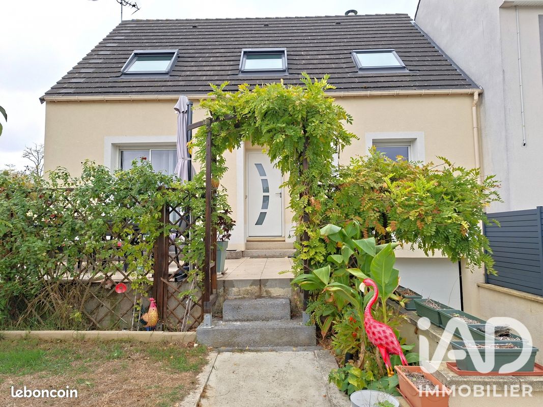 Maison 5 pièces 122 m² · à Villenoy · 122 m² · 364 900 €