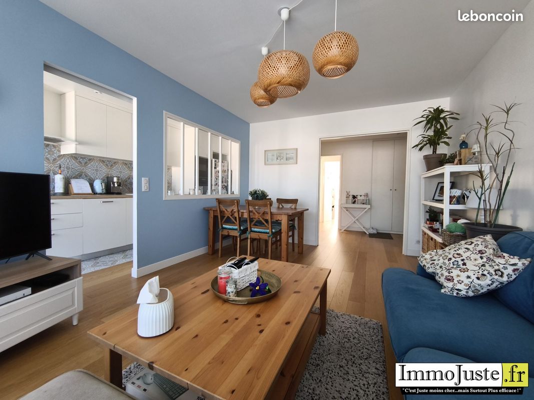 Appartement 4 pièces 78 m² · à Les Essarts-le-Roi · 78 m² · 240 000 €
