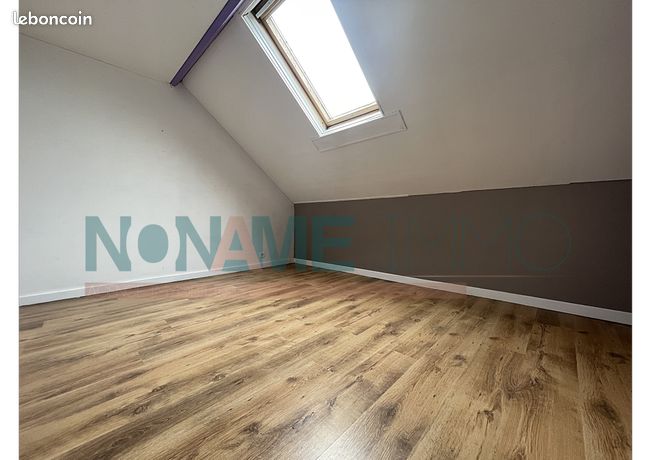https://img.leboncoin.fr/api/v1/lbcpb1/images/24/d5/25/24d5250b8c0df7a3b69ff1981b7563f1d2513e2d.jpg?rule=ad-image