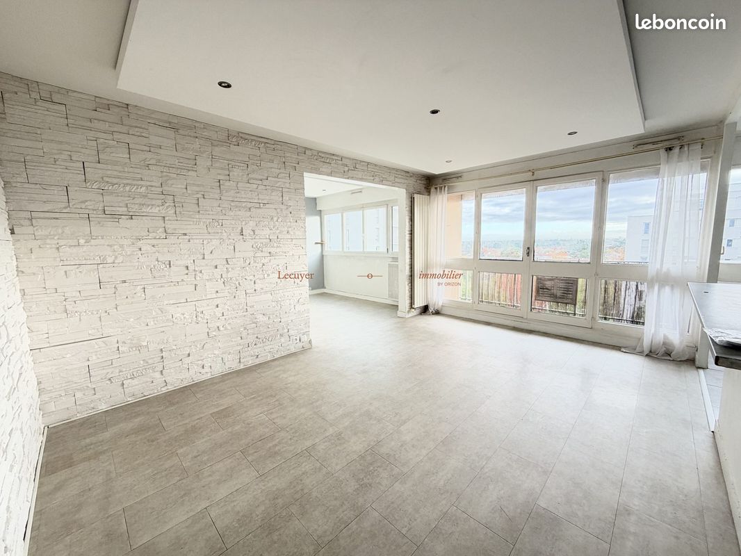 Appartement 4 pièces 81 m² · à Rezé · 81 m² · 900 €/mois