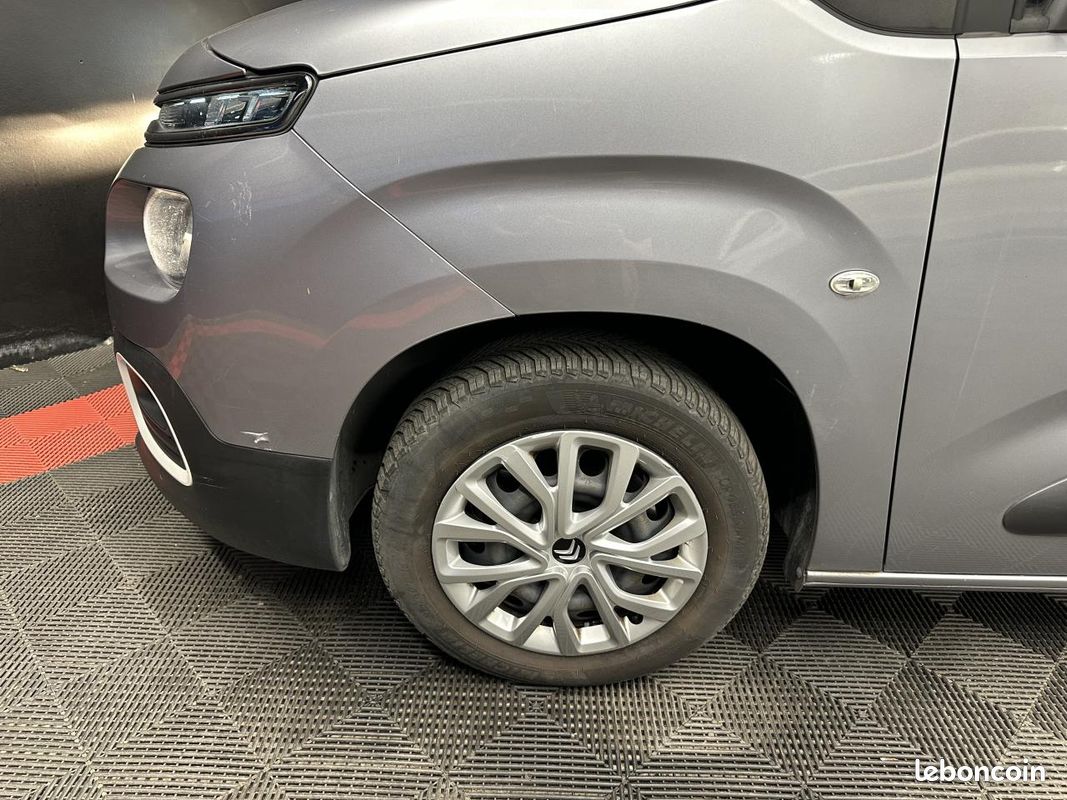 CITROEN BERLINGO III 1.5 BlueHDi 130 CH / COMBI M Shine PHASE 1 (image 17)