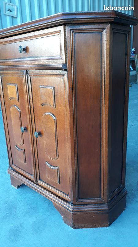 Commode (image 2)