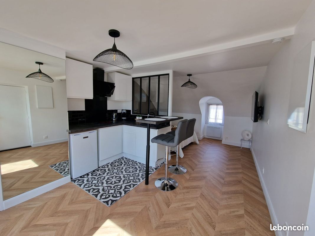 Appartement 1 pièce 20 m² · à Étampes · 20 m² · 749 €