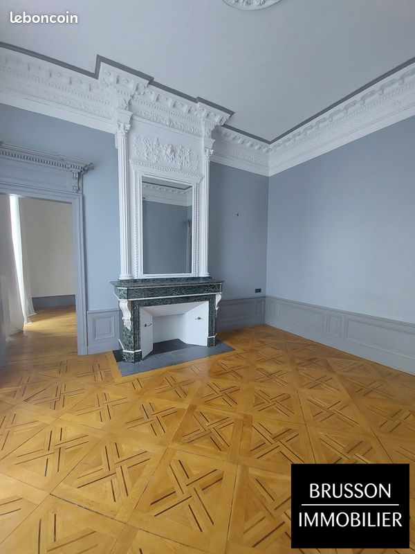 Appartement 2 pièces 82 m² · à Castres · 82 m² · 635 €