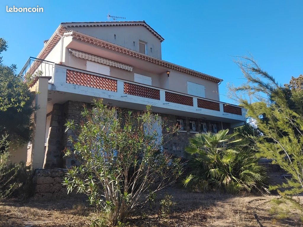 Maison 6 pièces 155 m² · à Fréjus · 155 m² · 559 000 €