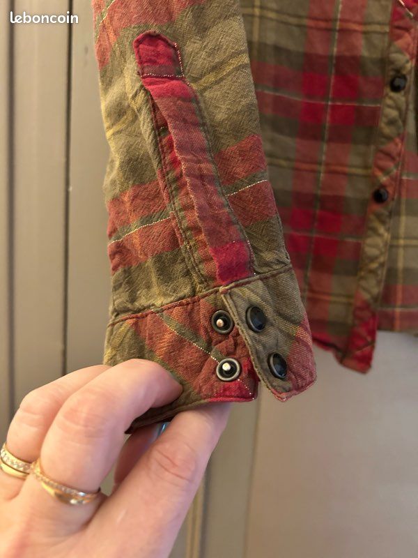 Chemise à carreaux ♦️ jean 👖 jolis boutons de Kaporal (image 4)
