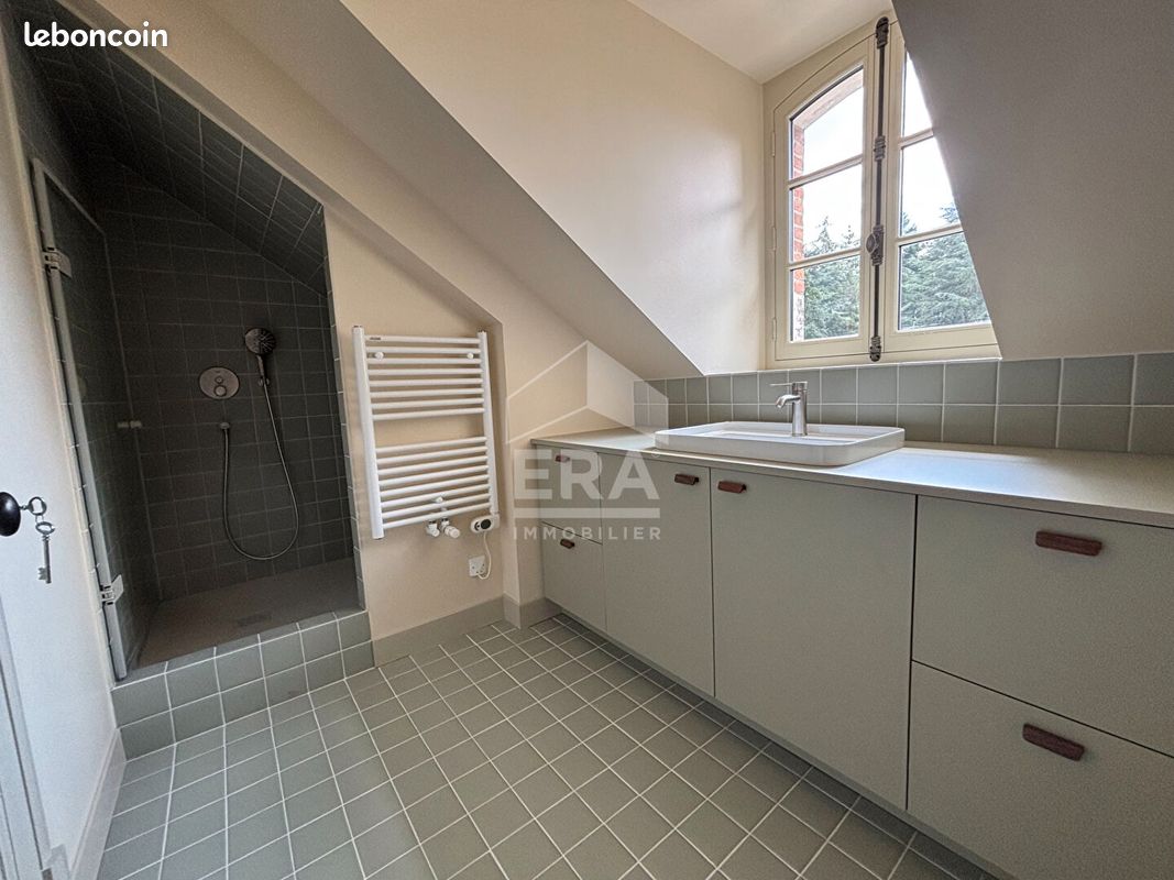 Maison a louer olivet - 7 pièce(s) - 199 m2 - Surfyn