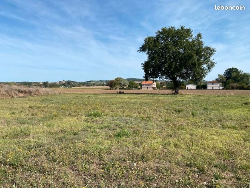Terrain 2060 m² · à Salvagnac · 53 000 €