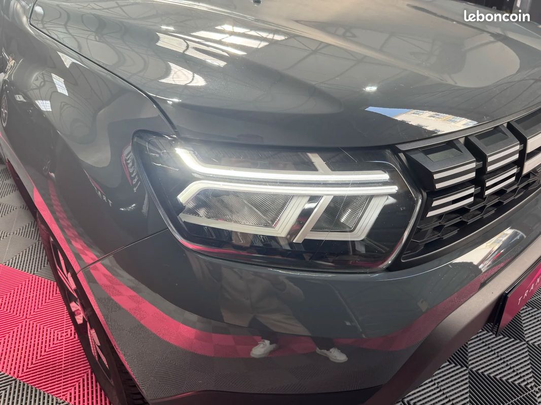 DACIA DUSTER 115cv 4x2-B Journey / CarPlay / Caméra 360° / Siège Chauffant / Roue de Secours (image 10)