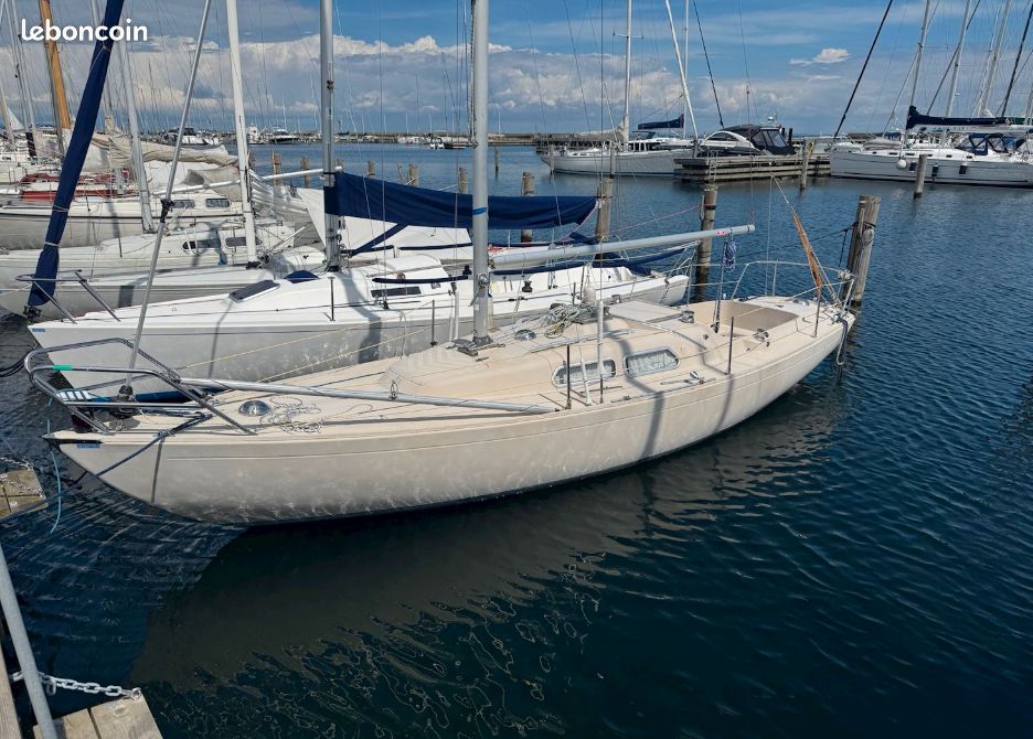 INTERNATIONAL FOLKBOAT — Vedi foto 1