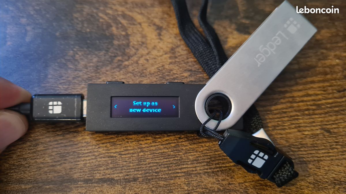 Ledger Nano S - Parfait état - Accessoires informatique
