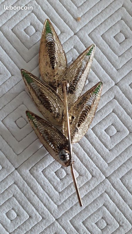 Broche (image 2)