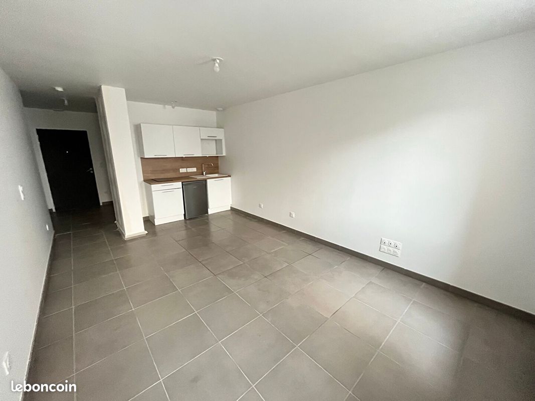 Appartement 1 pièce 30 m² · à Reims · 30 m² · 440 €/mois