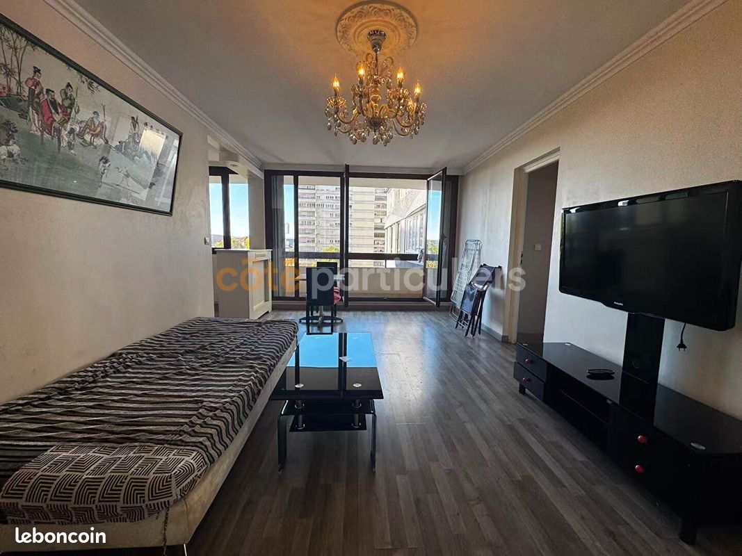 Appartement 5 pièces 86 m² · à Aubervilliers · 86 m² · 240 000 €