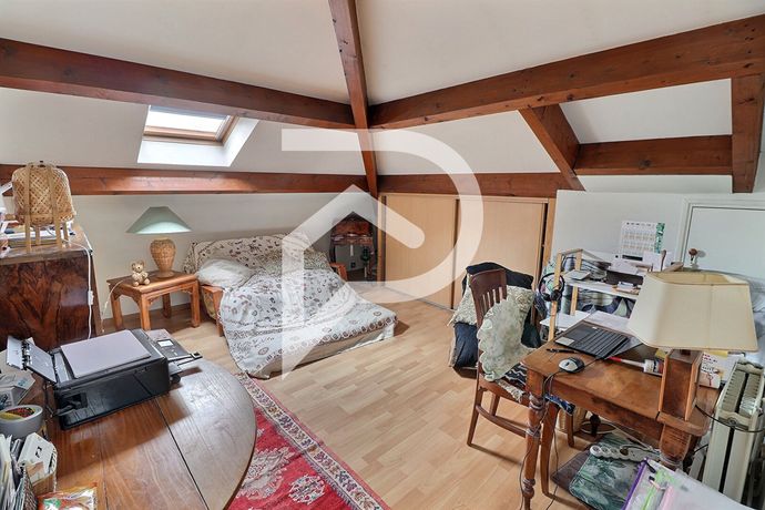 Maison a vendre  - 7 pièce(s) - 168 m2 - Surfyn