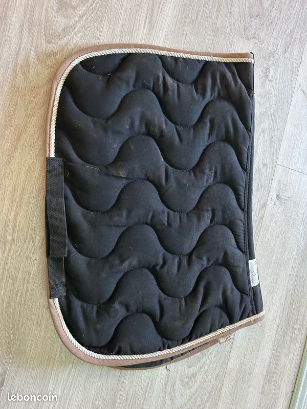 Tapis De Sortie Shetland Léger 4'6, Noir Et Bordeaux, Occasion