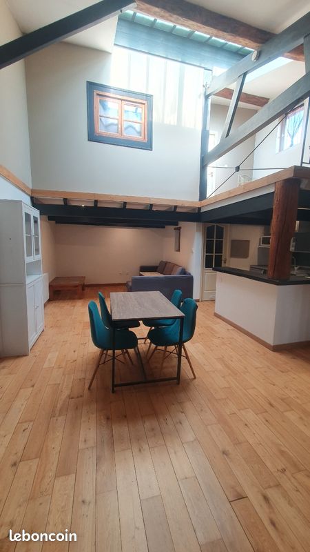 Appartement 3 pièces 83 m² · à Carpentras · 83 m² · 800 €