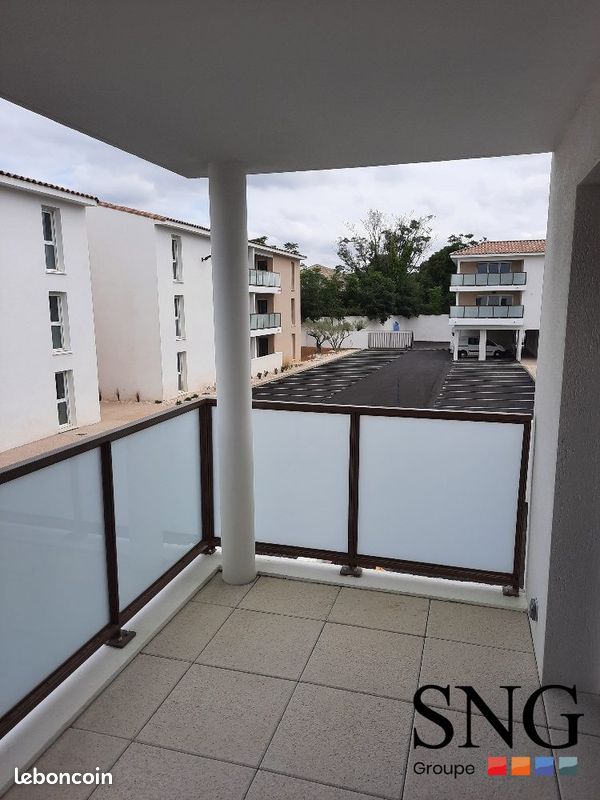 Appartement 4 pièces 79 m² · à Milhaud · 79 m² · 874 €/mois