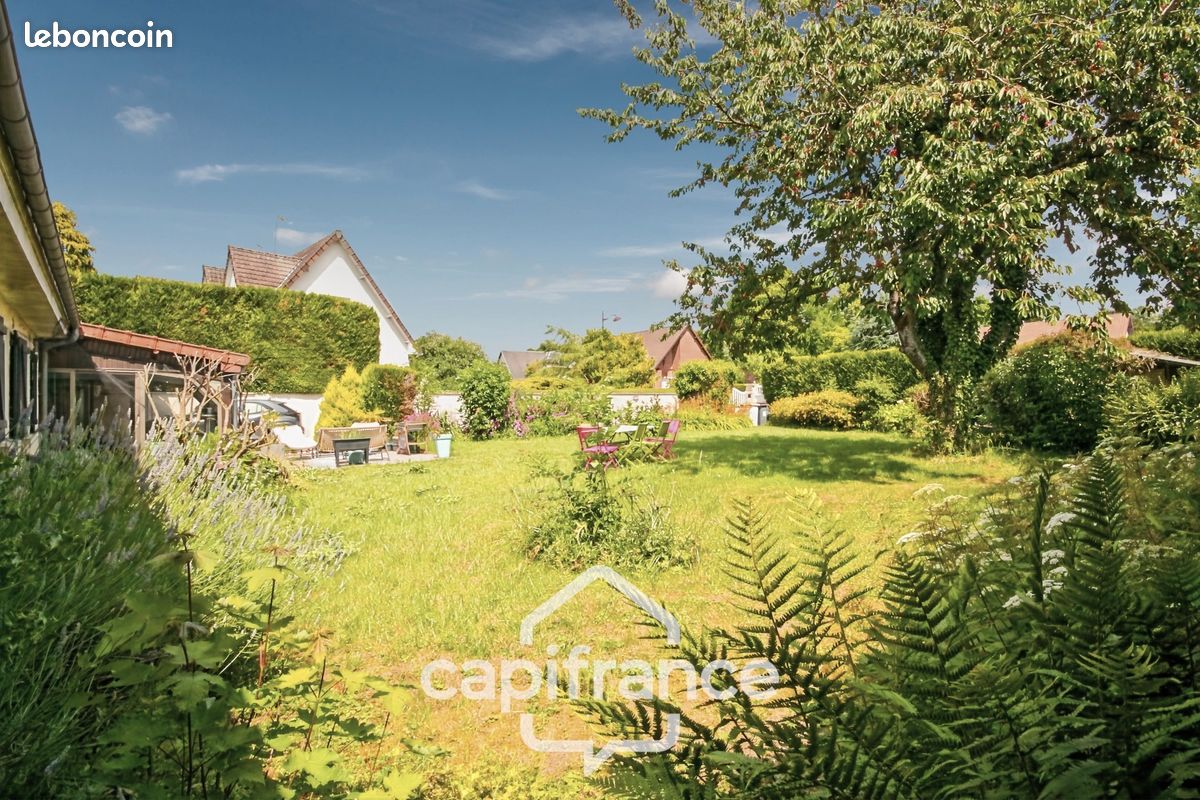 Maison 7 pièces 211 m² · à Fayet · 211 m² · 292 000 €