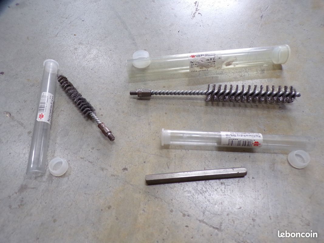 Kit Nettoyage Pour Arme 30-06 - Baguette, écouvillons Et 2 Cartouches Factices