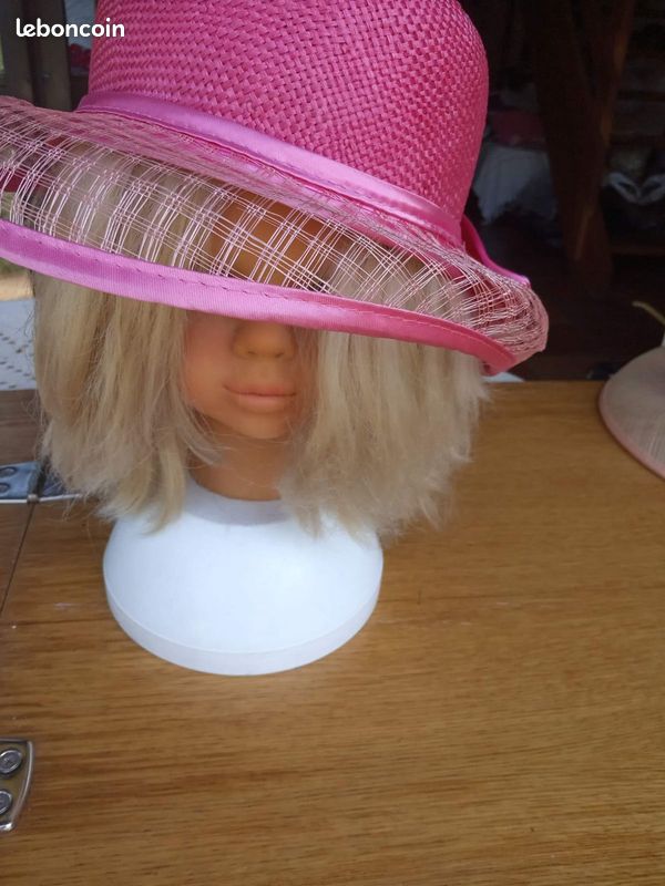 Beaux chapeaux pour des cérémonies (image 1)