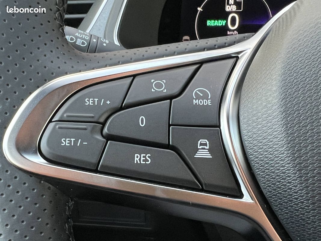 RENAULT Captur E-Tech full hybrid 160 ch Techno (image 13)