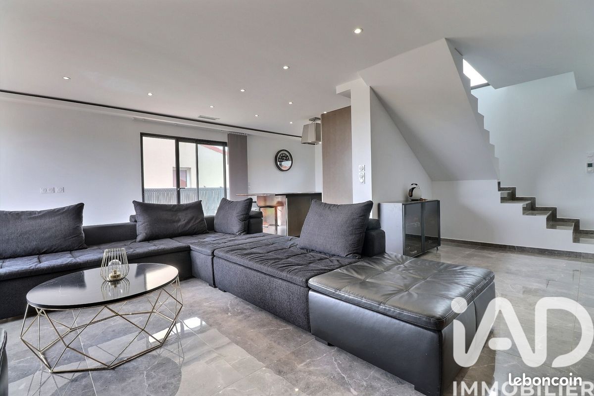 Maison 6 pièces 143 m² · à Claira · 143 m² · 430 000 €