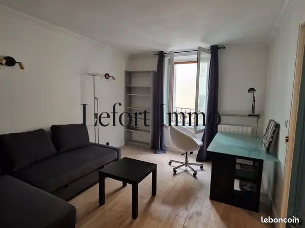 Appartement 1 pièce 25 m² · à Puteaux · 25 m² · 990 €