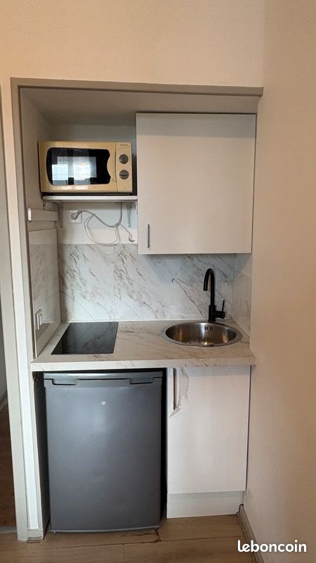 Appartement 1 pièce 14 m² · à Grenoble · 14 m² · 450 €/mois