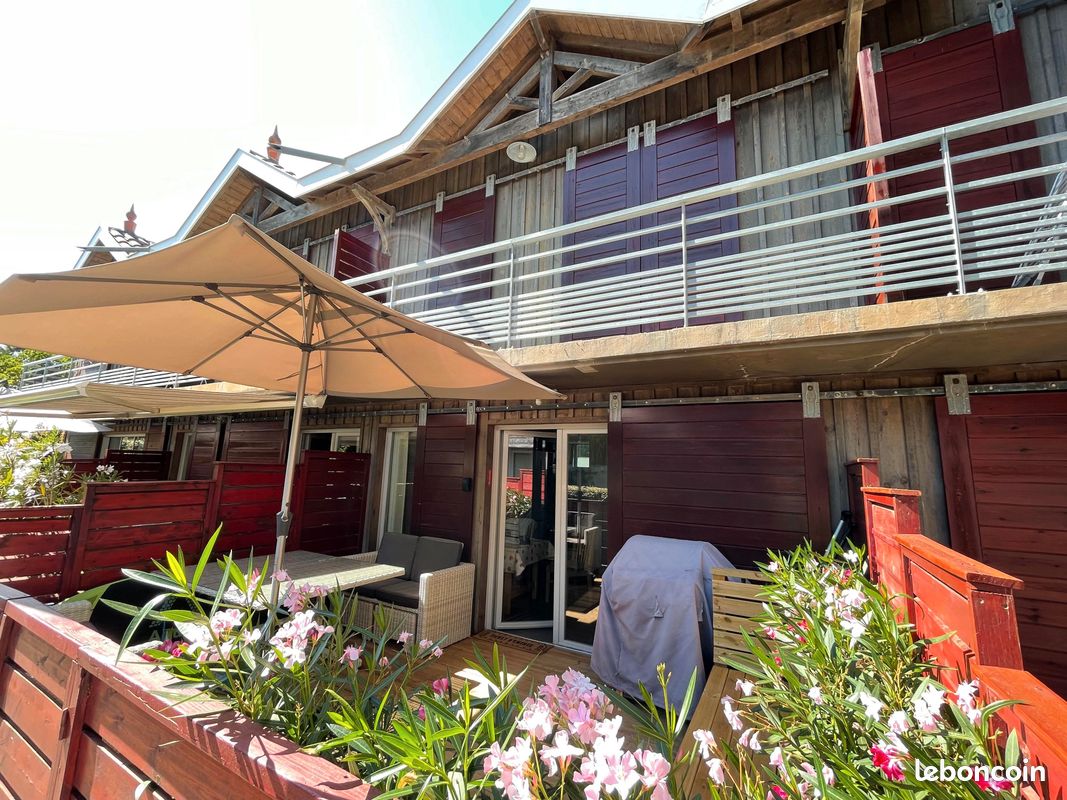 Duplex avec terrasse et balcon + 2 vélos et paddle, calme et central (au village même du Cap-Ferret) (image 8)