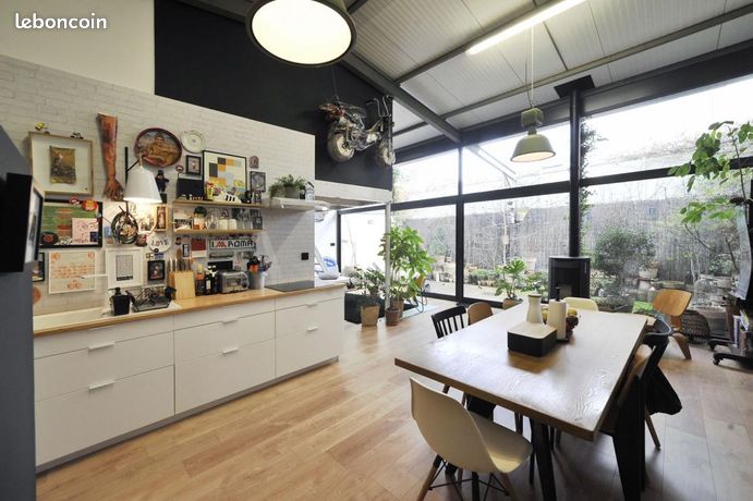 Loft 3 pièces 74 m²