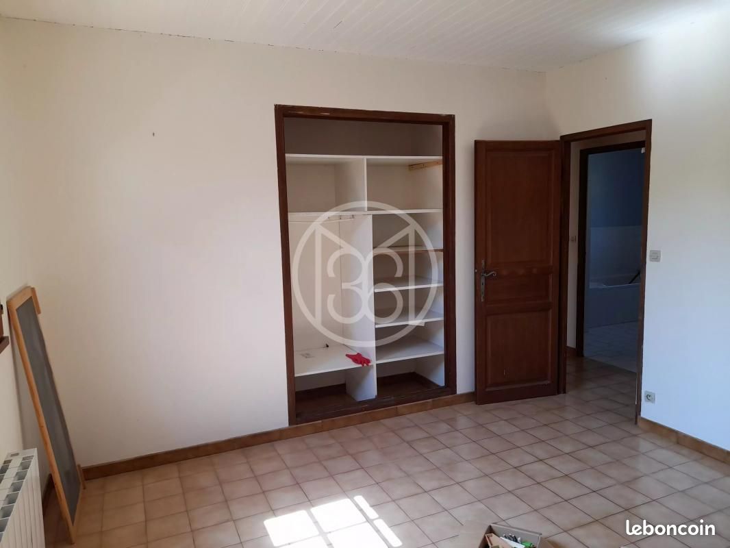 Maison de village 7 pièces 145 m² - Champniers 86400 (image principale 6)